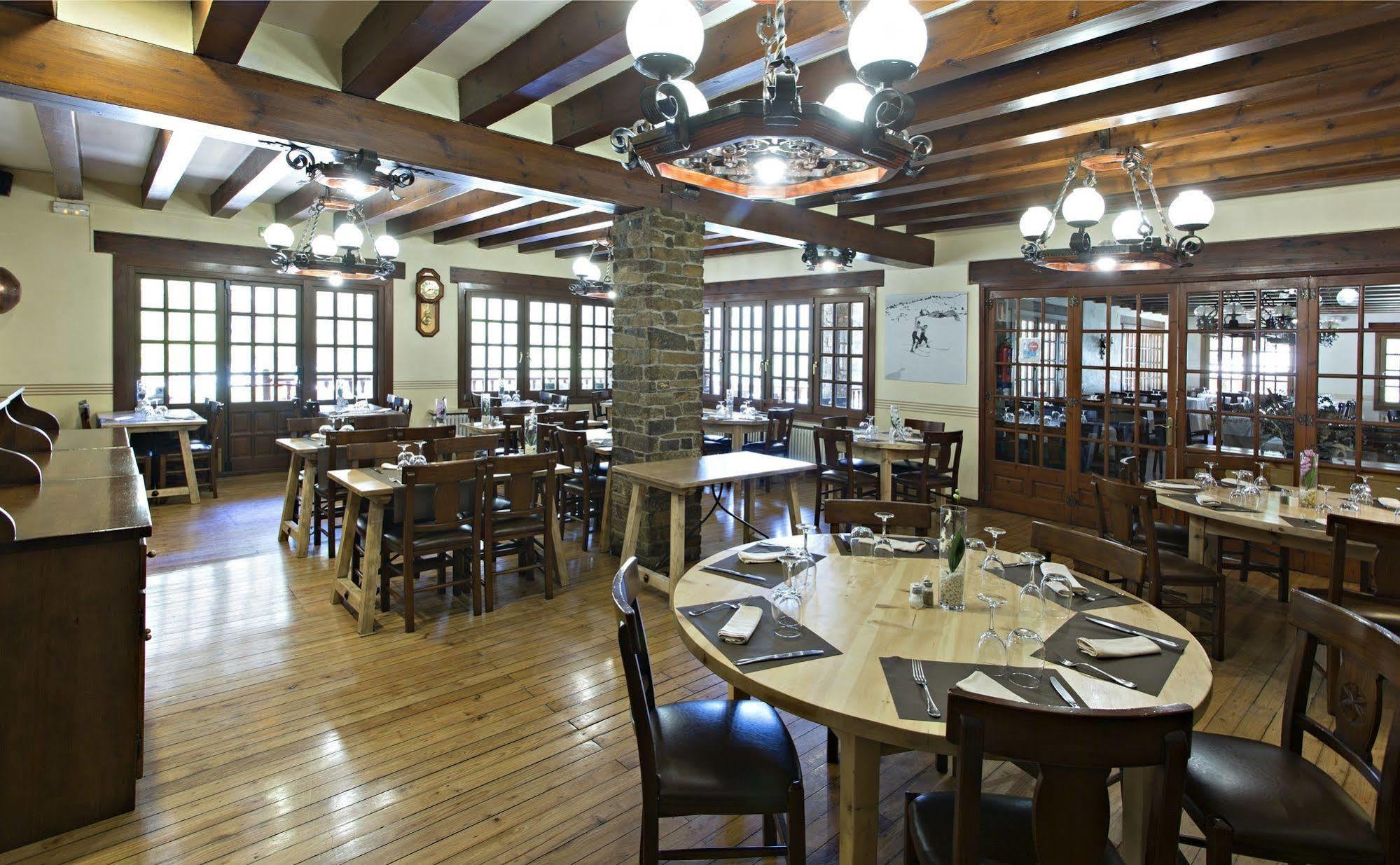 Hotel La Coma Setcases Εξωτερικό φωτογραφία